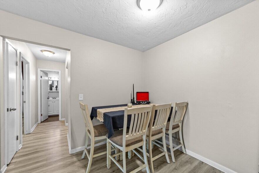 More Photos Of 5216 E Lake Rd, Sheffield Lake Apartments For Sale