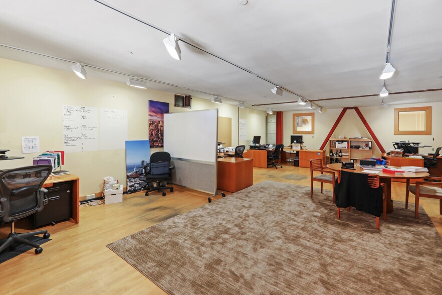 More Photos Of 460 Bush St, San Francisco Office For Lease