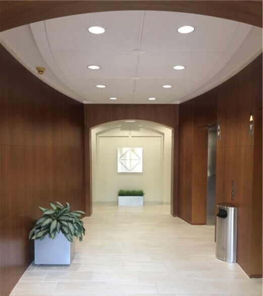 More Photos Of 3005 Royal Blvd S, Alpharetta Office For Lease