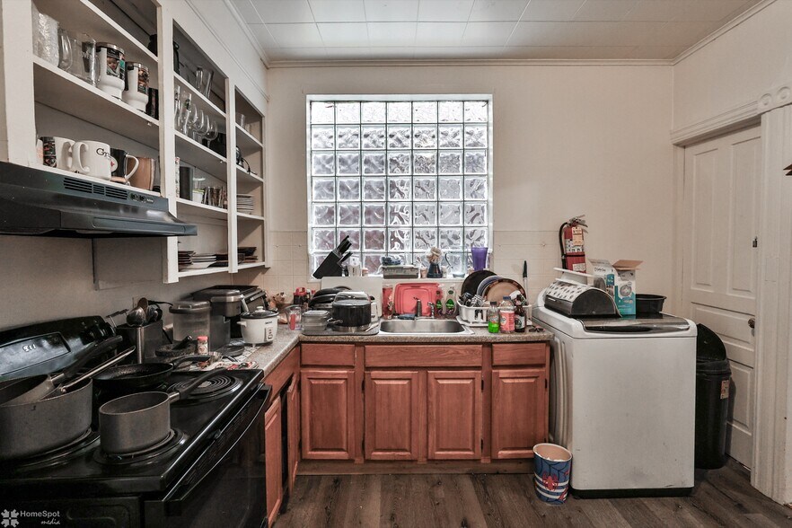 More Photos Of 440 N 9th St, Allentown Apartments For Sale