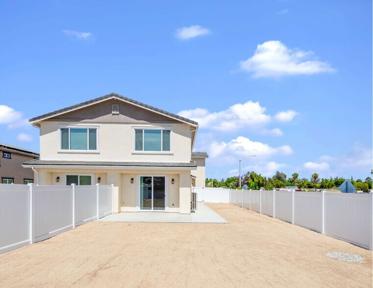 More Photos Of 5824 Persepolis Ct, Riverside Multifamily For Sale