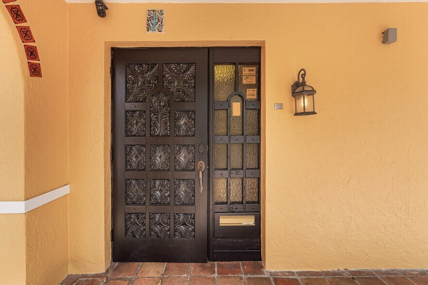 More Photos Of 537 10th St W, Bradenton Medical For Lease