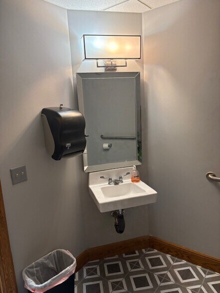 More Photos Of 6490 Main St, Buffalo Medical For Lease