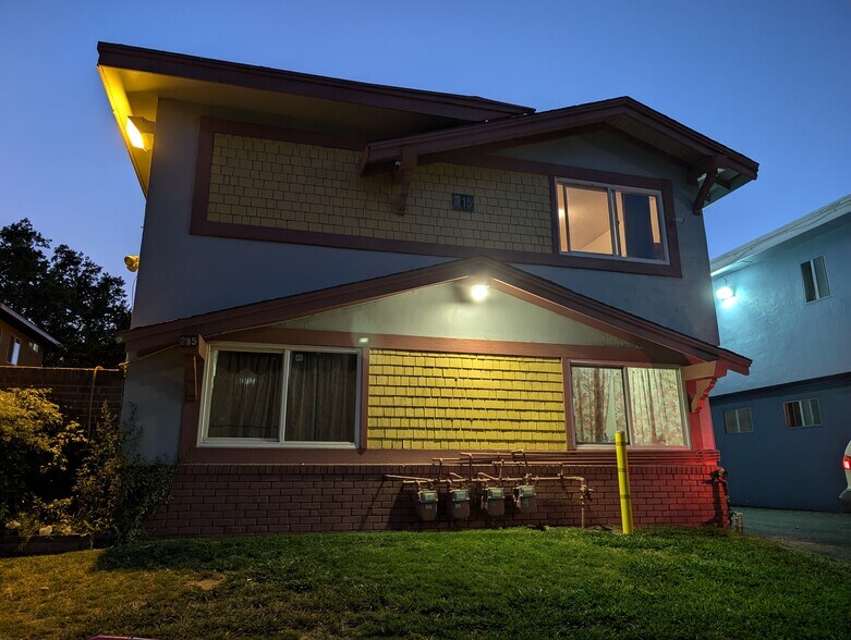 Primary Photo Of 215 Coventry Dr, Stockton Apartments For Sale