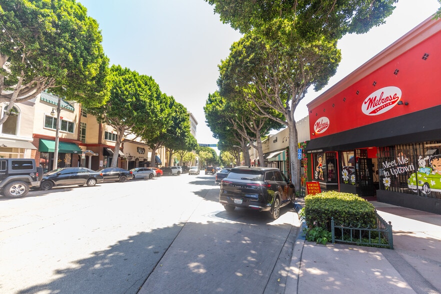 More Photos Of 6729 Greenleaf Ave, Whittier Restaurant For Sale