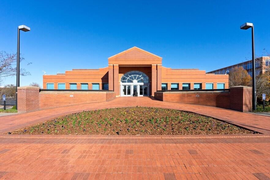 More Photos Of 3579-3585 Atlanta Ave, Atlanta Office For Sale