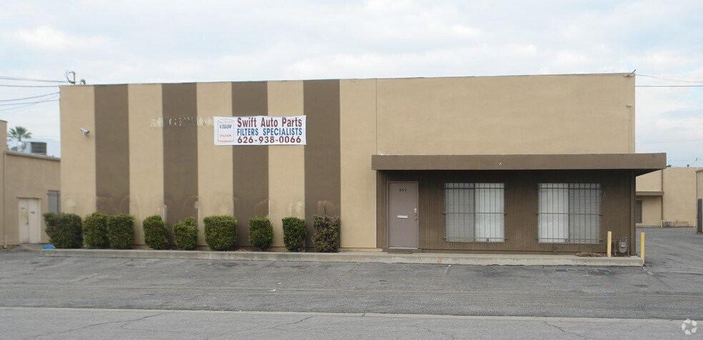More Photos Of 633-687 E Edna Pl, Covina Warehouse For Lease