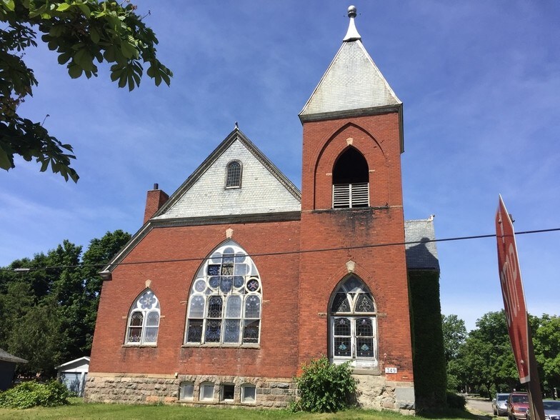 More Photos Of 349 N Monroe St, Lapeer Religious Facility For Sale