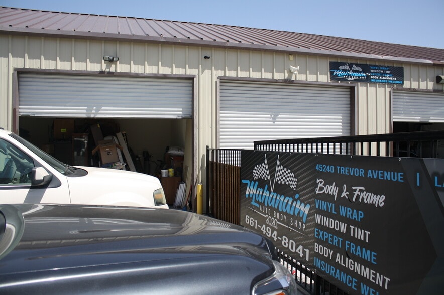 More Photos Of 45240 N Trevor Ave, Lancaster Auto Repair For Sale