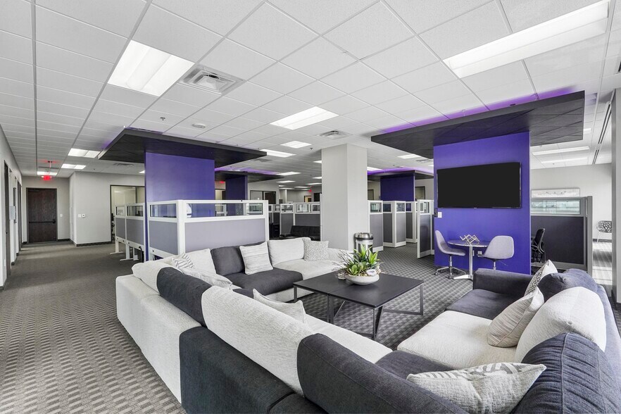 More Photos Of 2701 Sunset Ridge Dr, Rockwall Office For Lease