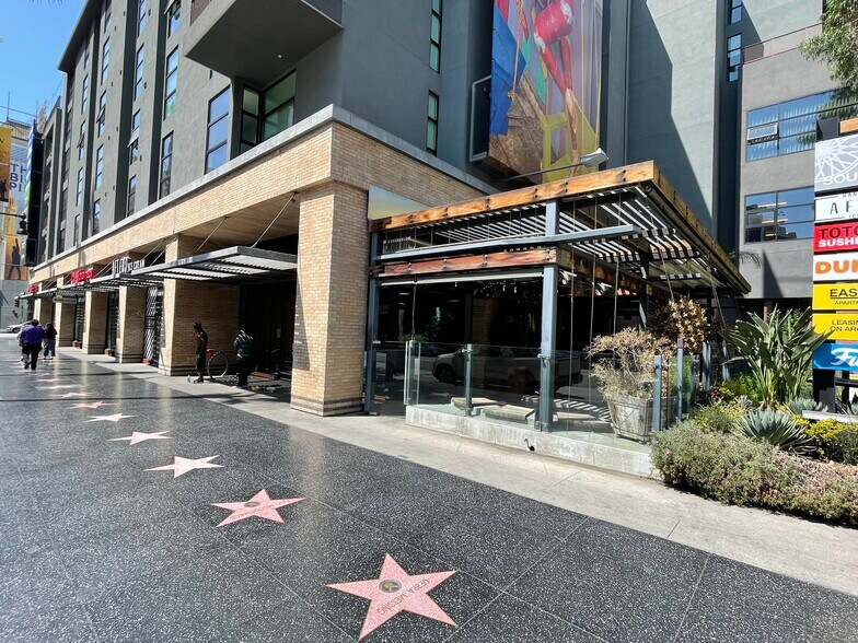 More Photos Of 6201 Hollywood Blvd, Hollywood Apartments For Lease