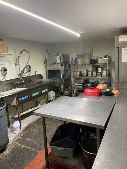 More Photos Of 9070 Highway 58, Harrison Restaurant For Sale