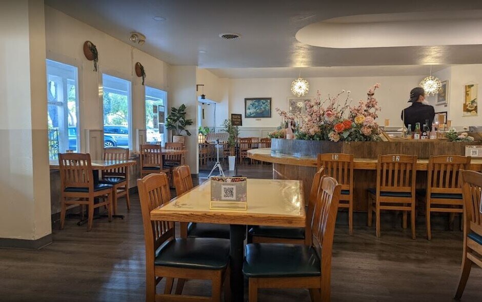 More Photos Of 4131-4133 El Camino Way, Palo Alto Restaurant For Sale