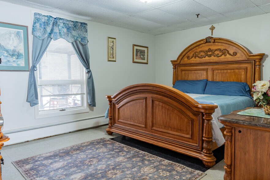 More Photos Of , Madison Specialty For Sale