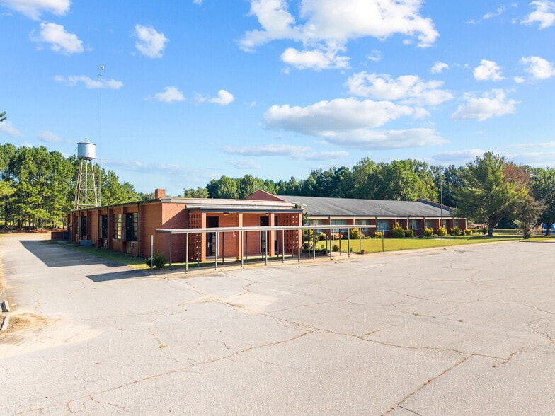 More Photos Of 8967 Cedar Grove School Loop Rd, Nashville Schools For Sale