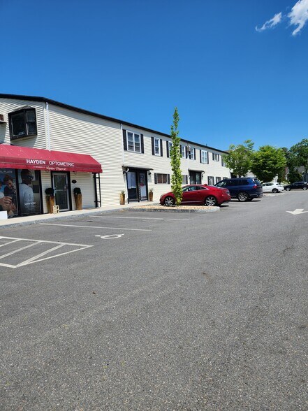 More Photos Of 94-104 N Main St, Mansfield Storefront Retail Residential For Sale