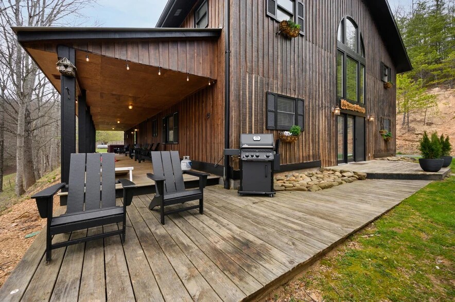 More Photos Of 1293 Laurel Lick Rd, Sevierville Specialty For Sale