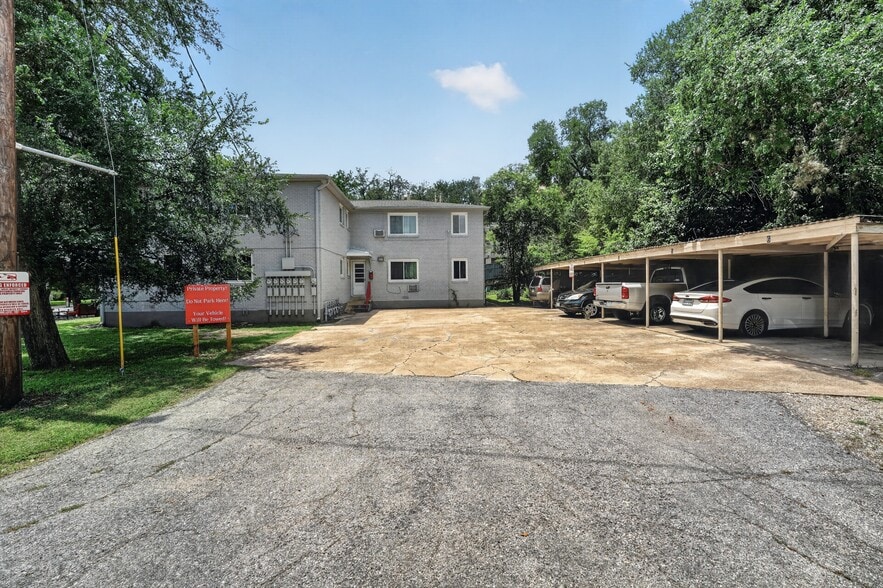 More Photos Of 1518 Parkway, Austin Multifamily For Sale