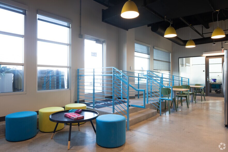More Photos Of 8181 Arista Pl, Broomfield Office For Lease