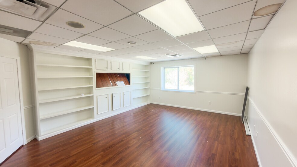 More Photos Of 7065 NW 22nd St, Gainesville Warehouse For Lease