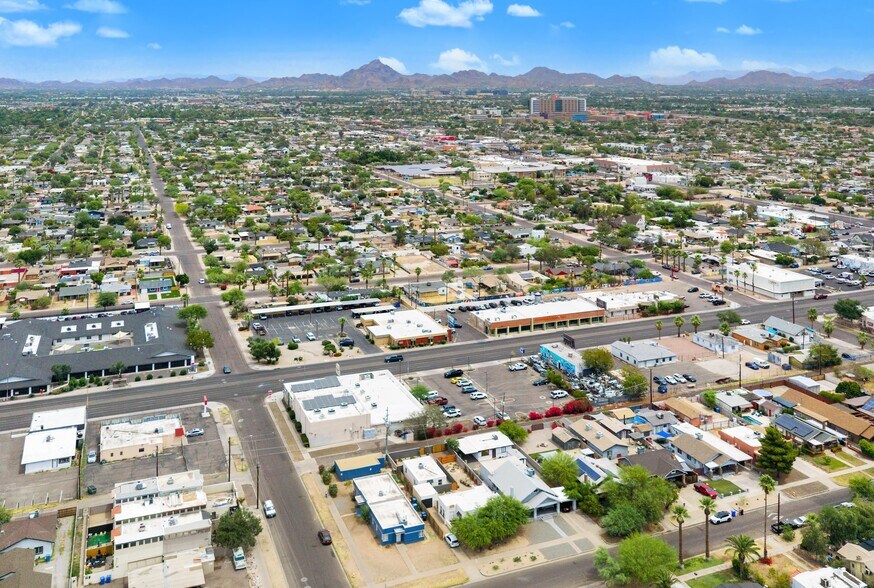 More Photos Of 1401-1405 E McDowell Rd, Phoenix Office For Sale