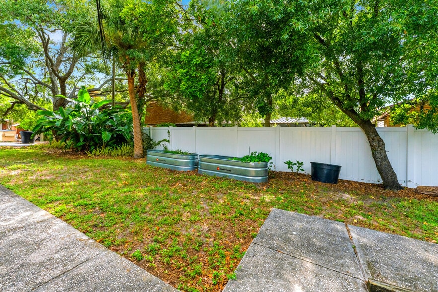 More Photos Of 130 Pinellas Way N, Saint Petersburg Office For Sale