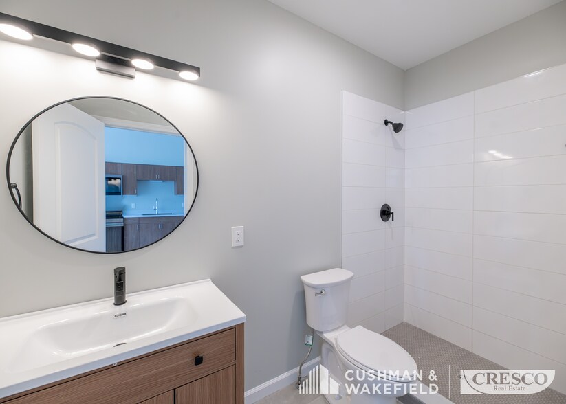 More Photos Of 1020 Kenilworth Ave, Cleveland Apartments For Sale