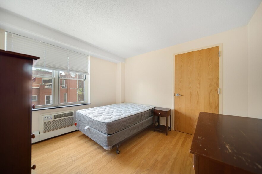 More Photos Of 400 College Ave, Ithaca Apartments For Sale