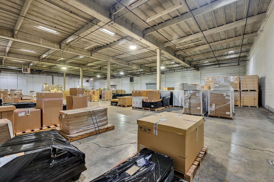 More Photos Of 164 W 31st St, Chattanooga Distribution For Lease