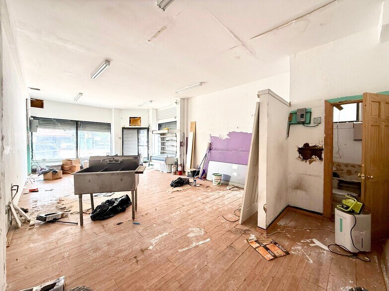 More Photos Of 545 Brooklyn Ave, Brooklyn Storefront Retail Residential For Lease