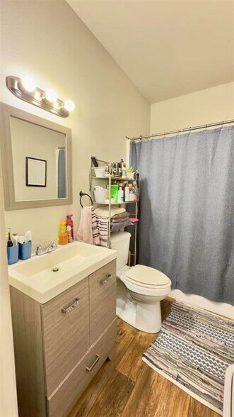 More Photos Of 380 Jumbo Rd, Melbourne Multifamily For Sale