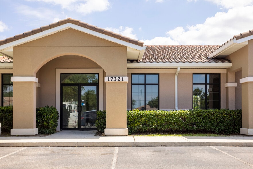 More Photos Of 17323 Pagonia Dr, Clermont Unknown For Lease