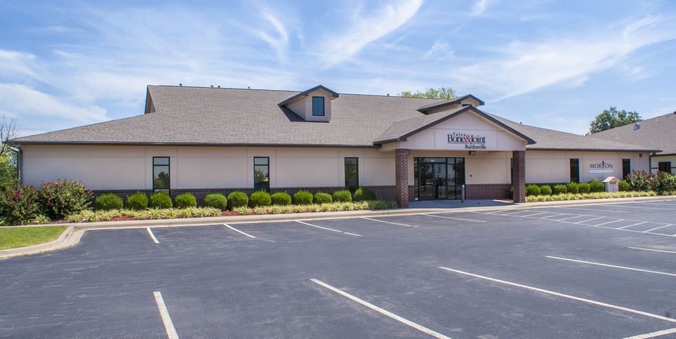 Primary Photo Of 4140 SE Adams Rd, Bartlesville Medical For Sale