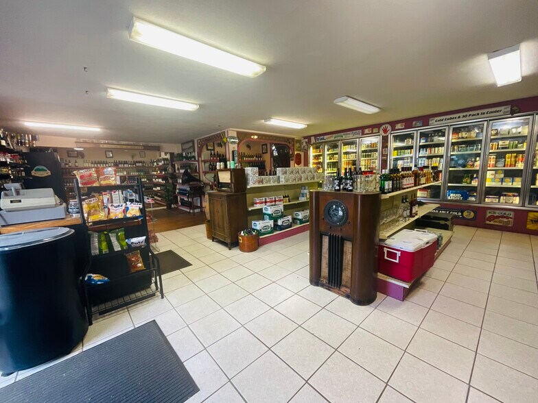 More Photos Of 731 S Main St, Lanesborough General Retail For Sale