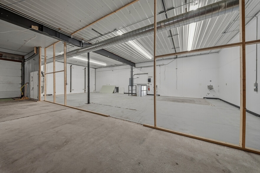 More Photos Of 15 E Walnut St, Chippewa Falls Industrial For Sale
