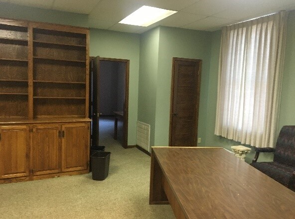 More Photos Of 258 Main St, Platte City Storefront For Lease
