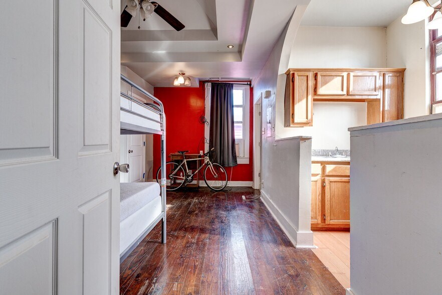 More Photos Of 1468 N Claiborne Ave, New Orleans Office Residential For Sale