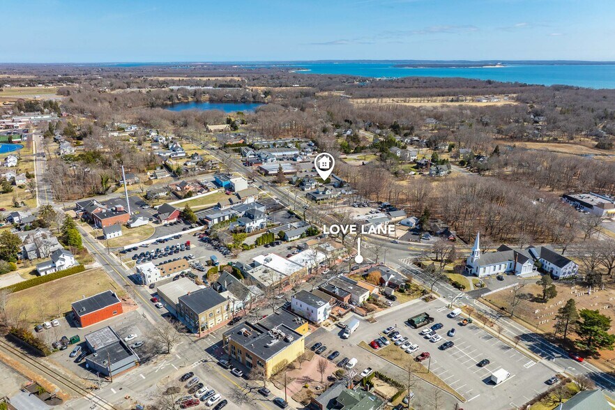 More Photos Of 13100 Main Rd, Mattituck Freestanding For Sale