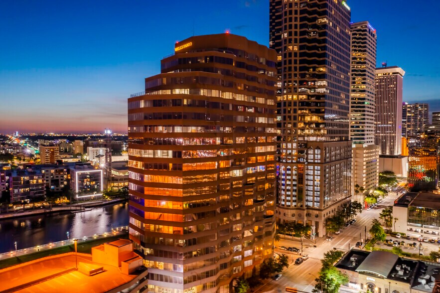 More Photos Of 100 S Ashley Dr, Tampa Office For Lease