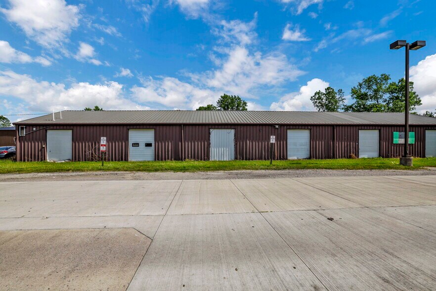 More Photos Of 1005 Delaware Ave, Marysville Industrial For Sale