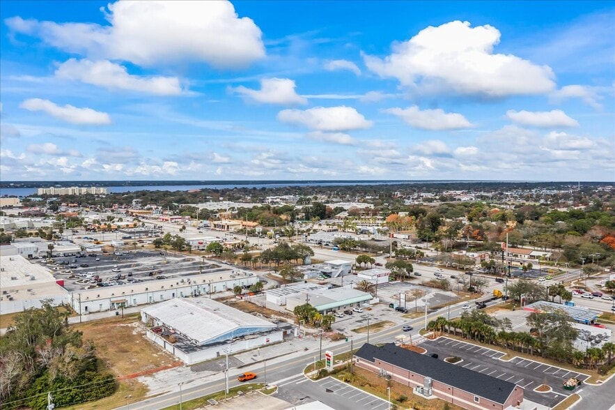 More Photos Of 95-99 S Plumosa St, Merritt Island General Retail For Sale
