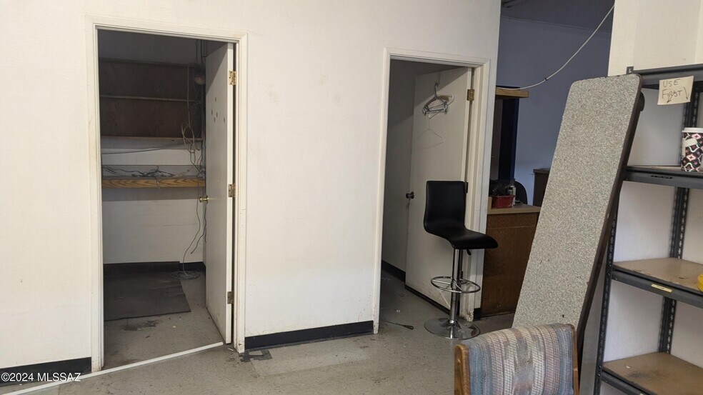 More Photos Of 2901 N Country Club Rd, Tucson Freestanding For Sale