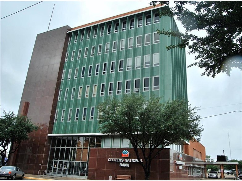 More Photos Of 100 N Main St, Corsicana Office Residential For Sale