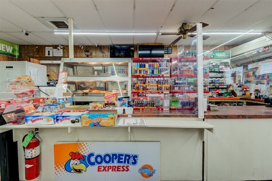 More Photos Of 1705 SW Frank Phillips Blvd, Bartlesville Service Station For Sale