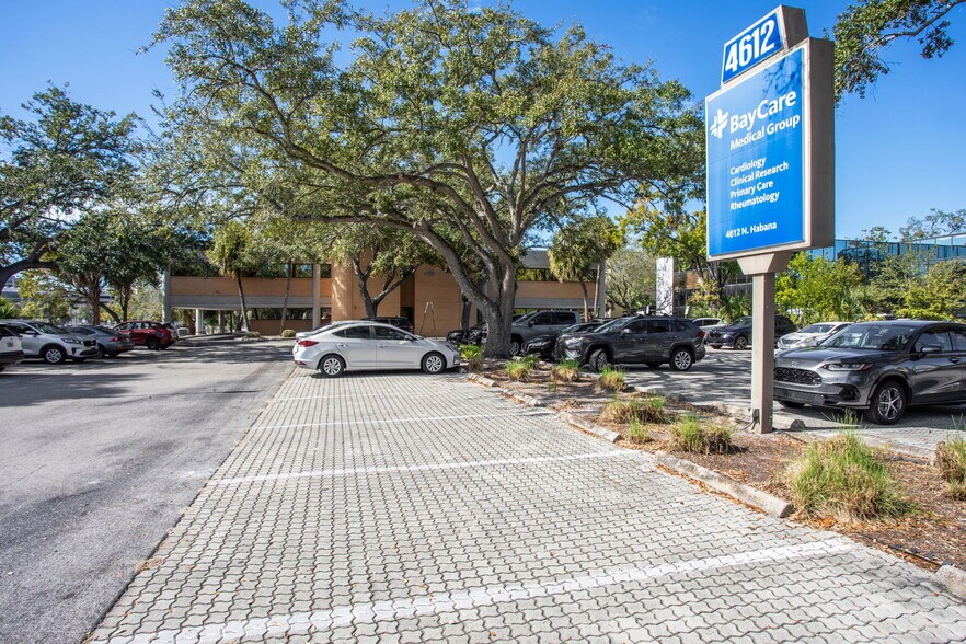 More Photos Of 4612 N Habana Ave, Tampa Medical For Sale