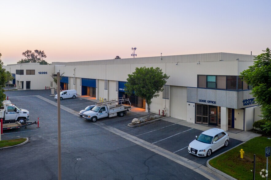 More Photos Of 12375-12395 Mills Ave, Chino Warehouse For Lease