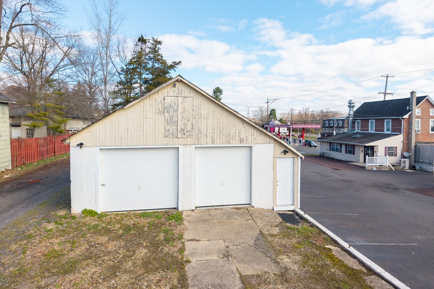 More Photos Of 109 Gravel Pike, Collegeville Office Residential For Sale