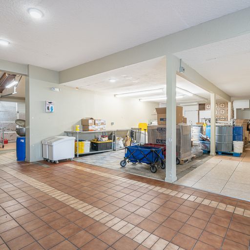 More Photos Of 720 NE Granger Ave, Corvallis Manufacturing For Sale