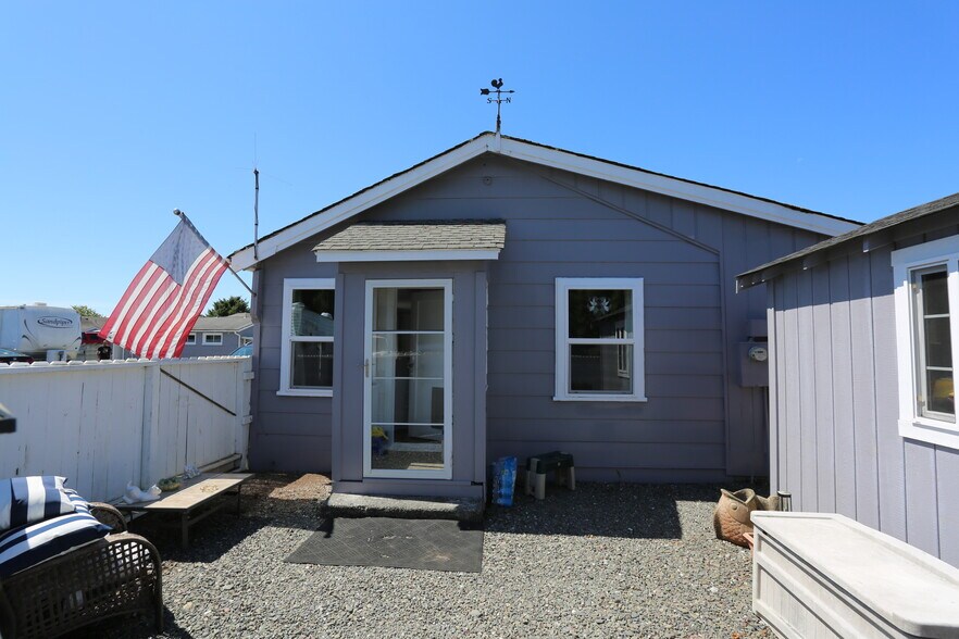 More Photos Of 308 Ocean Ave, Trinidad Land For Sale