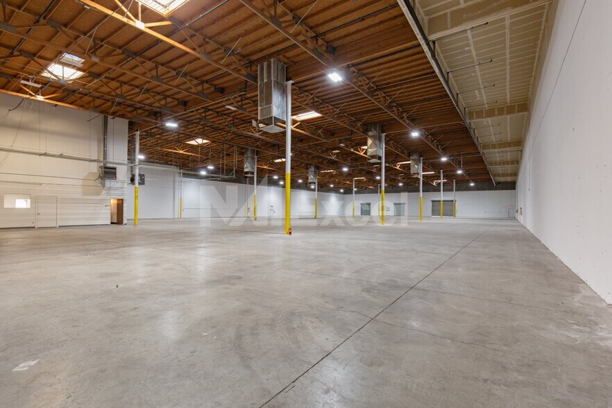 More Photos Of 6160 Stevenson Way, Las Vegas Warehouse For Lease